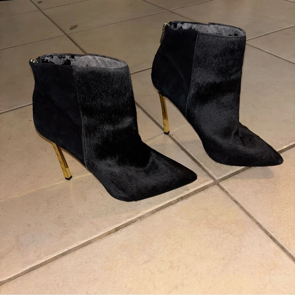 Sam Edelman Sandy Black Calf Hair and Suede Ankle Boots with Gold Stiletto Fur